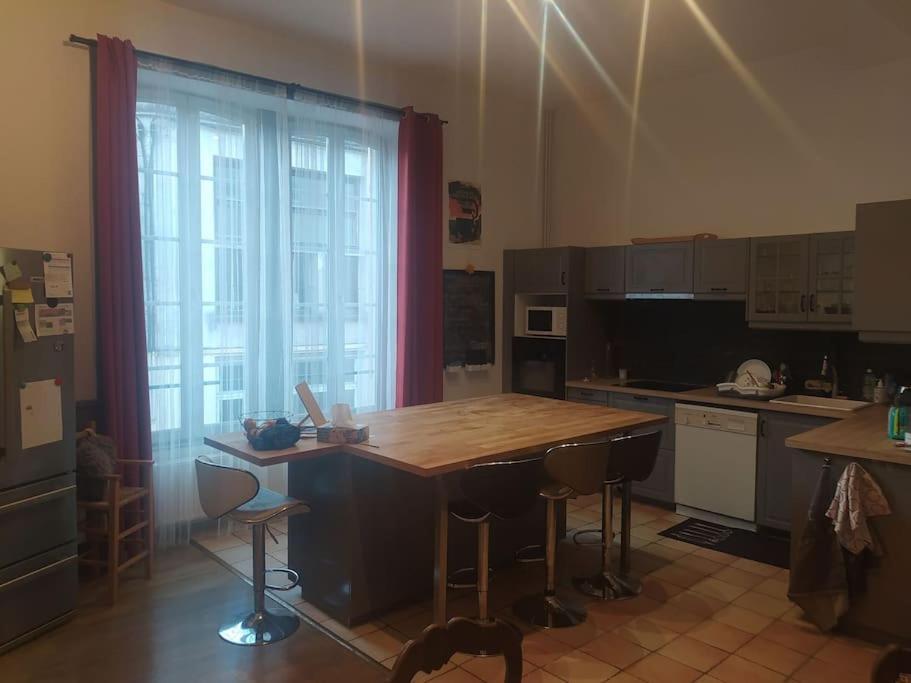 Chambre dans appartement de caractère Dole Esterno foto